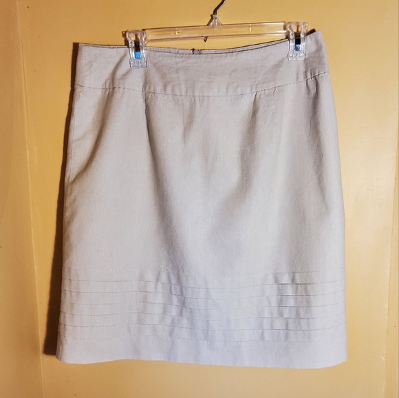 Emma Tan Skirt - Picture 2 of 7